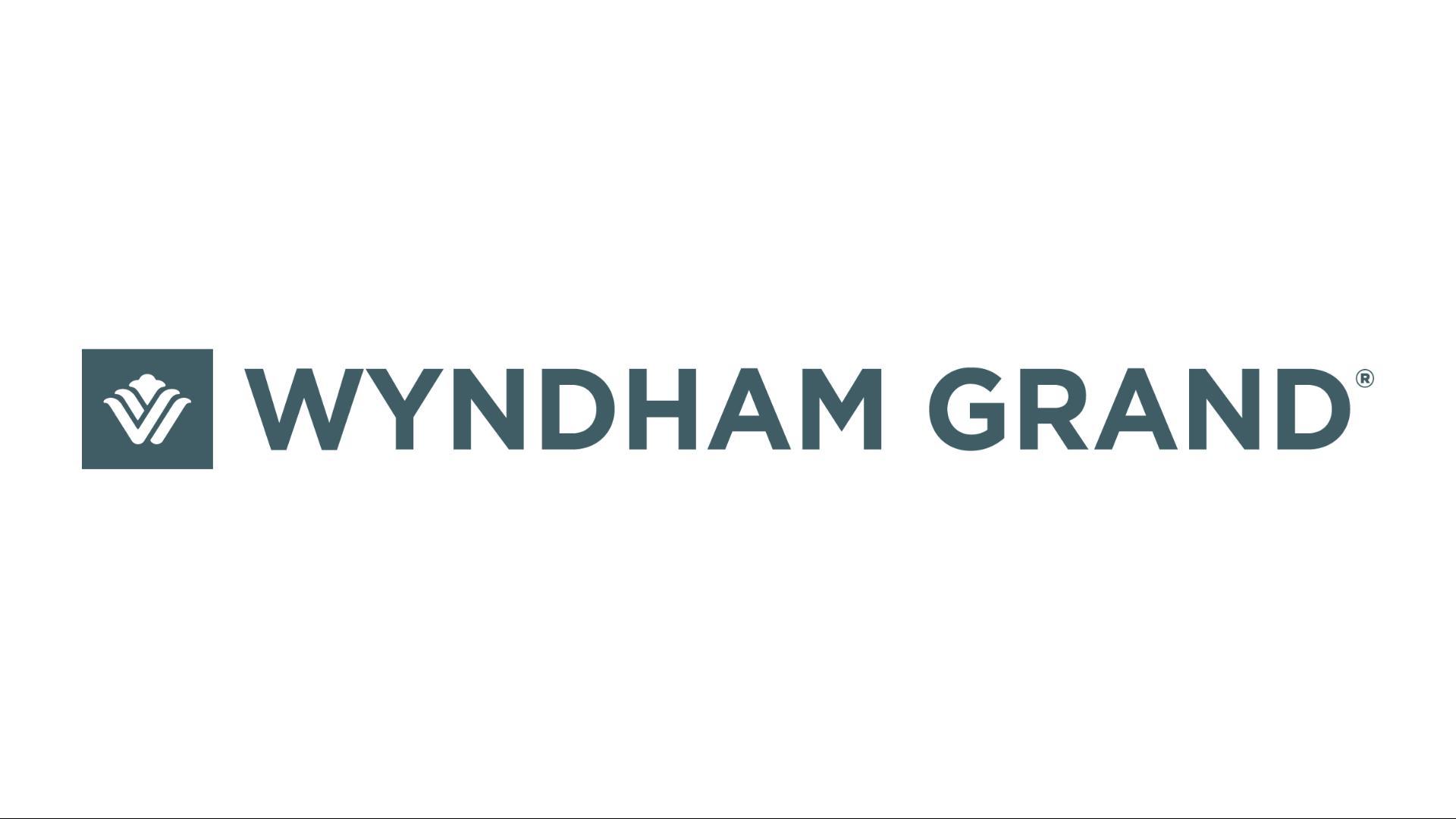 Wyndham Grand Plaza Royale Peach Blossom Hot Springs Resort image