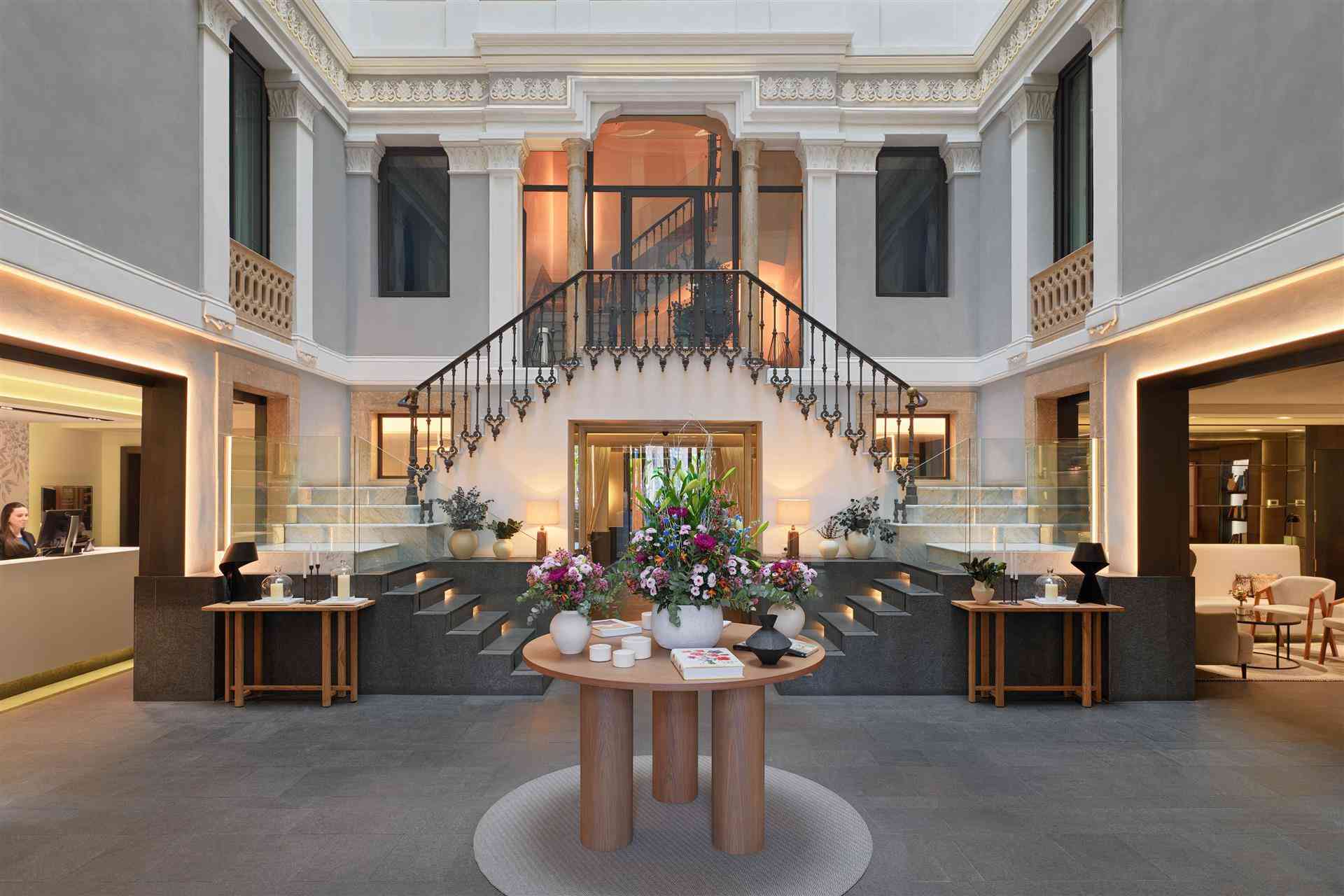 H10 Urquinaona Plaza in Barcelona, ES