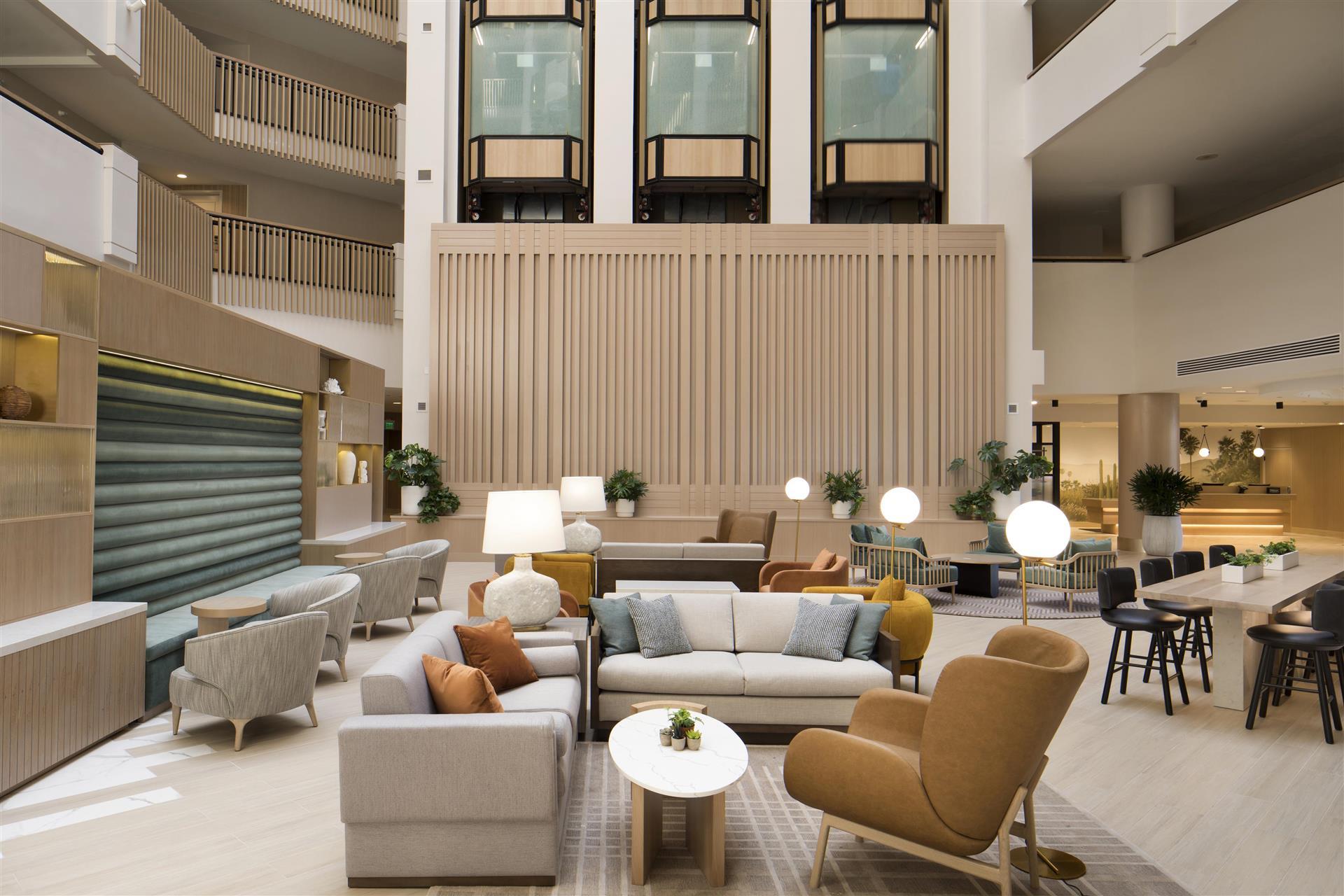 Hilton Santa Monica Hotel & Suites image