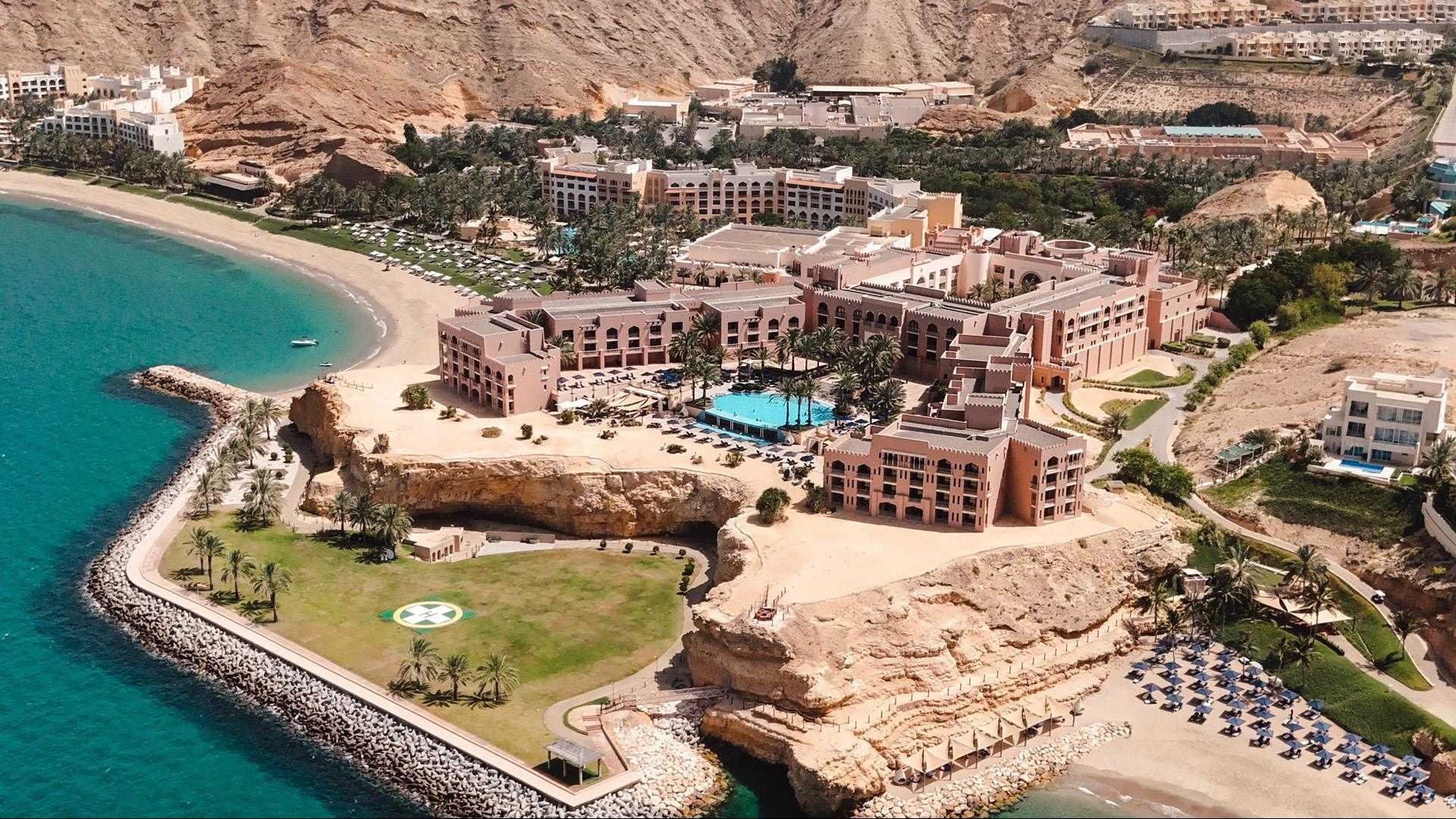 Al Husn Hotel Muscat в Muscat, OM