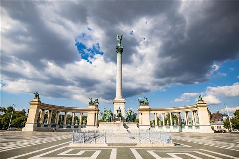Heroes Square