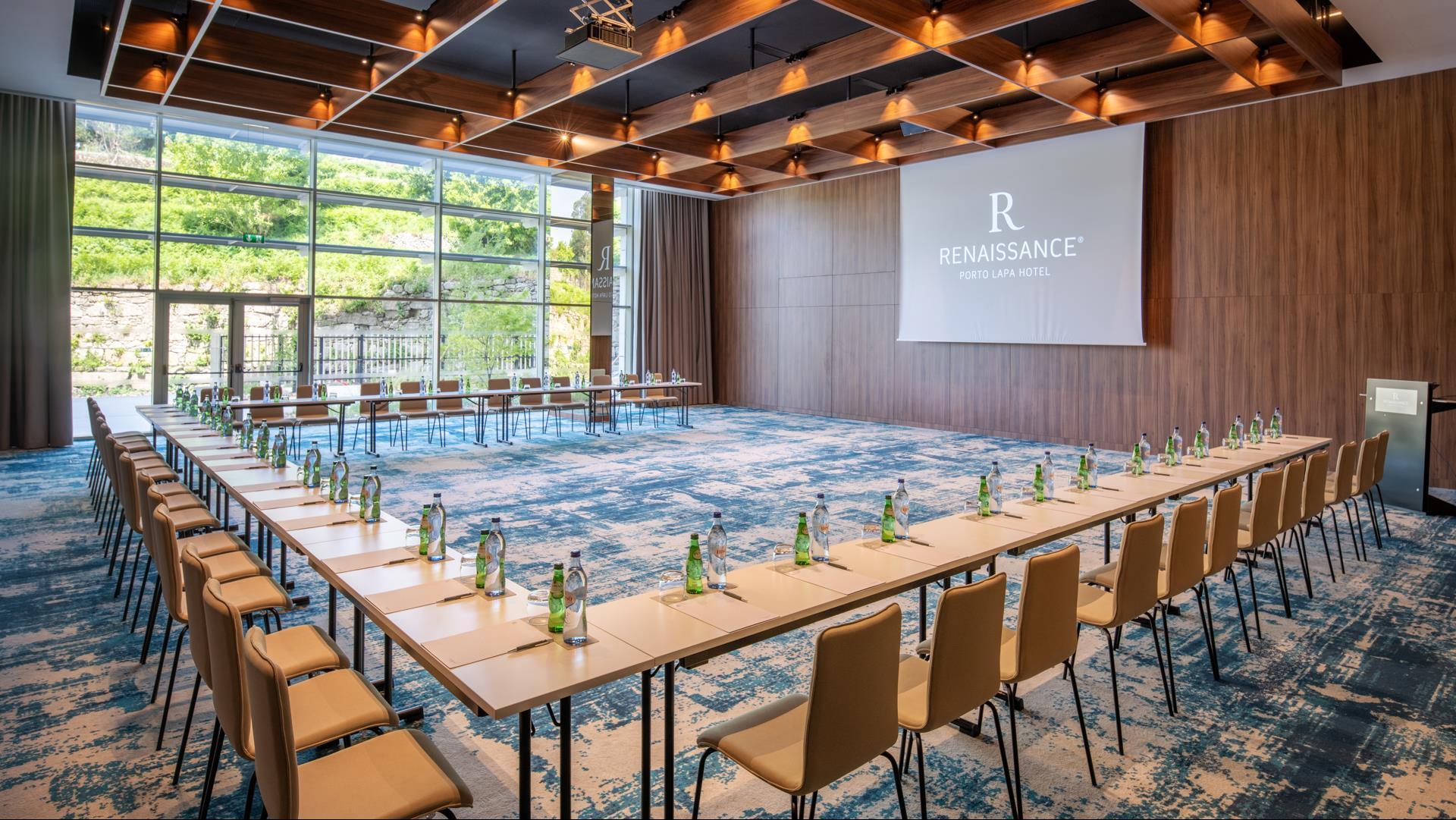 Изображение помещения для встречи