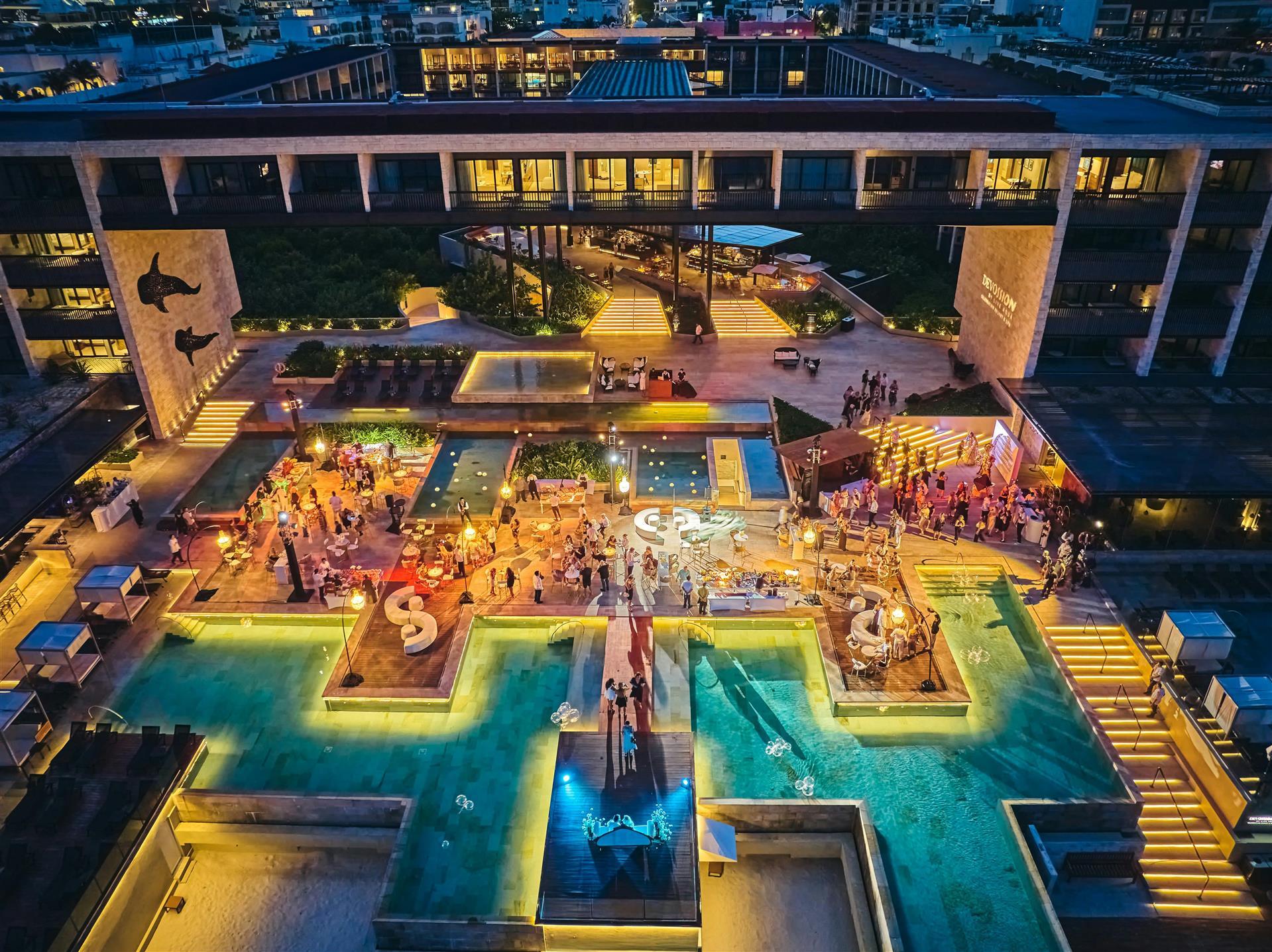 Devossion by Live Aqua Playa del Carmen - Only Adults, Playa del Carmen, MX