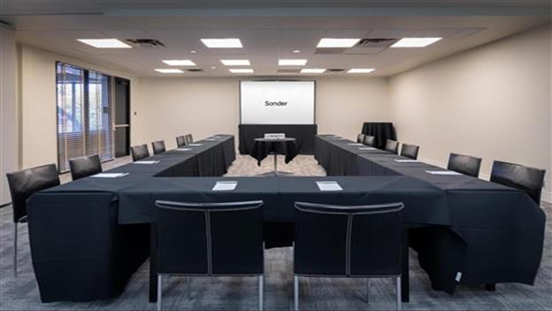 Изображение помещения для встречи