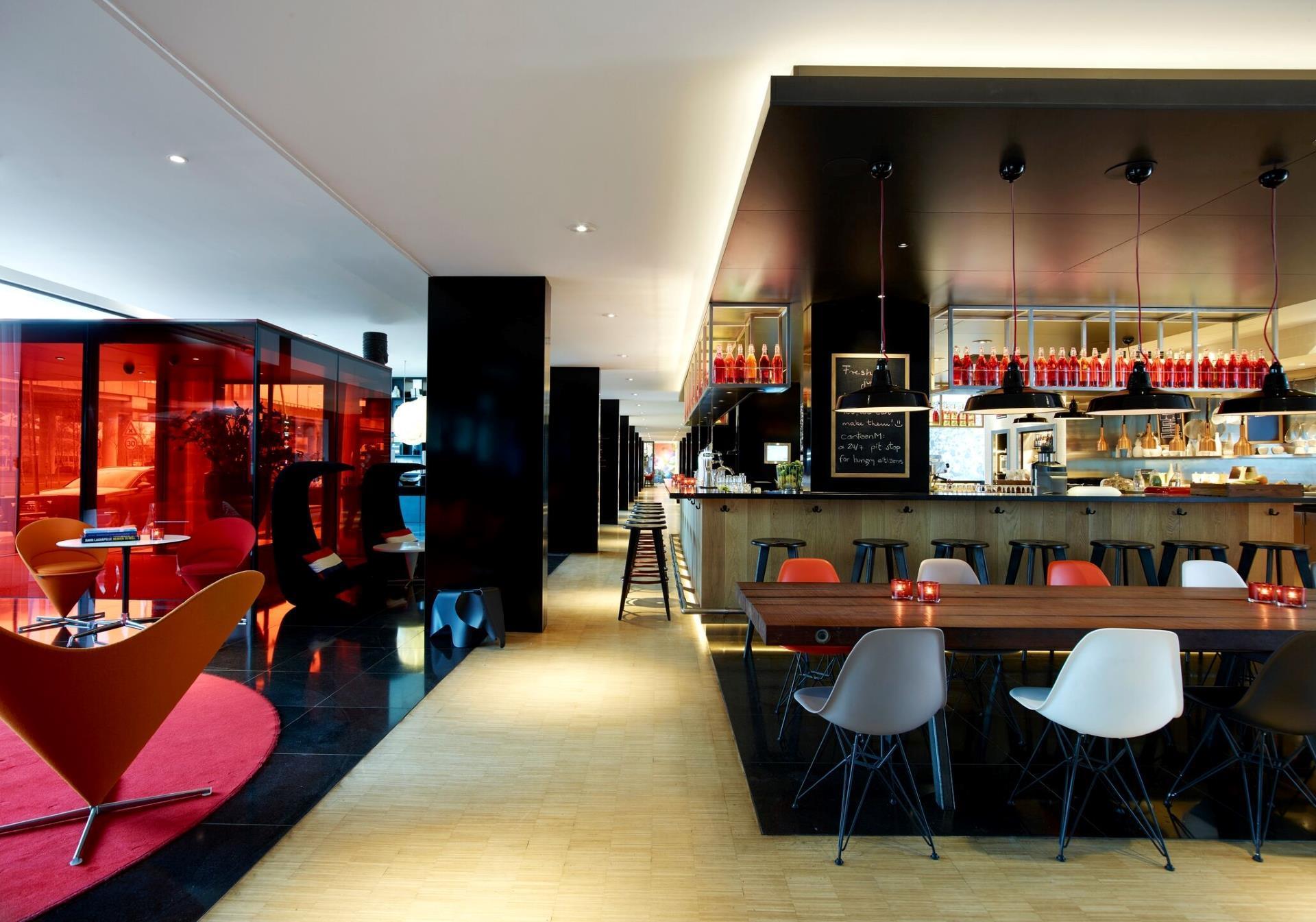 citizenM Schiphol Airport image