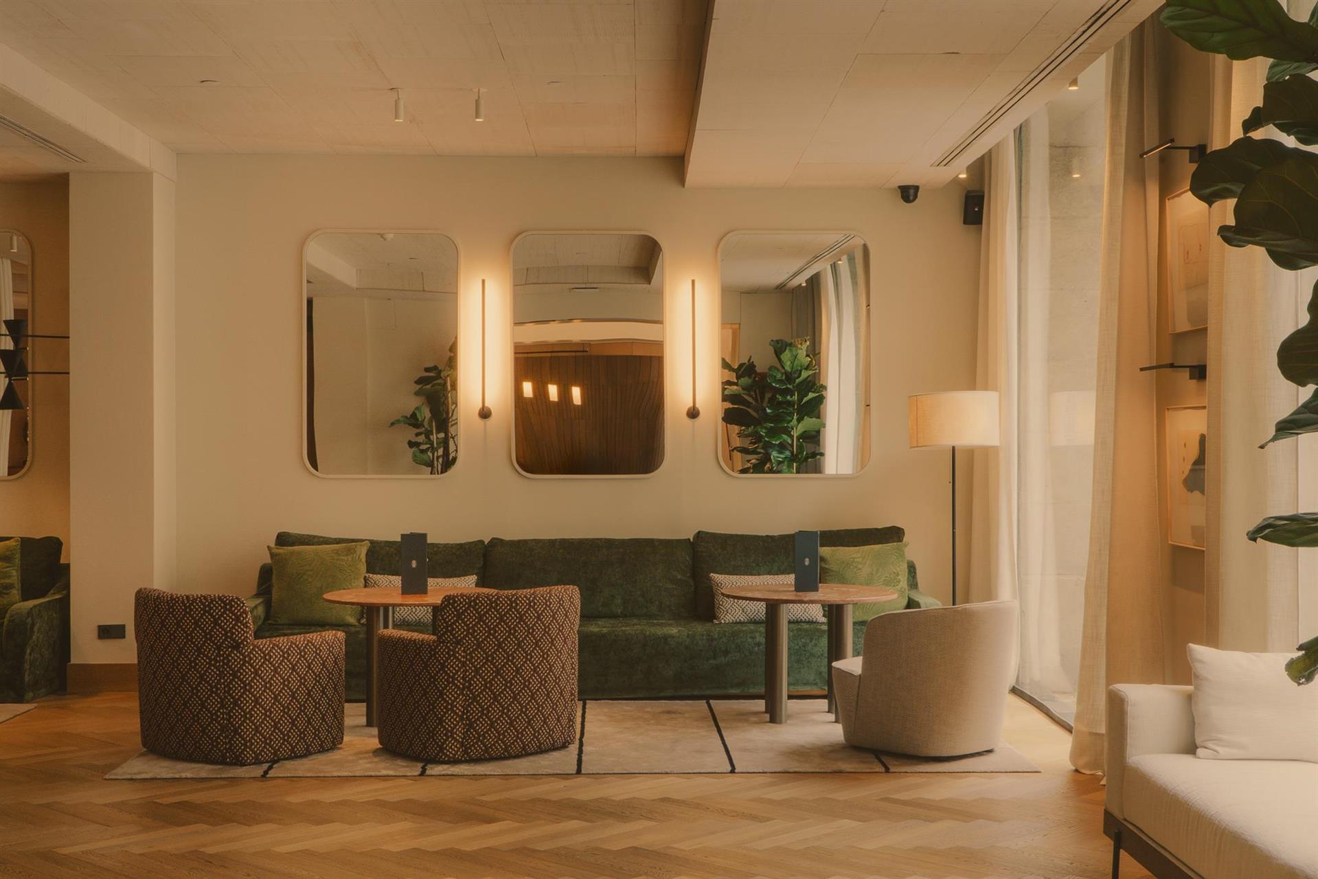 Hotel Regina Barcelona image