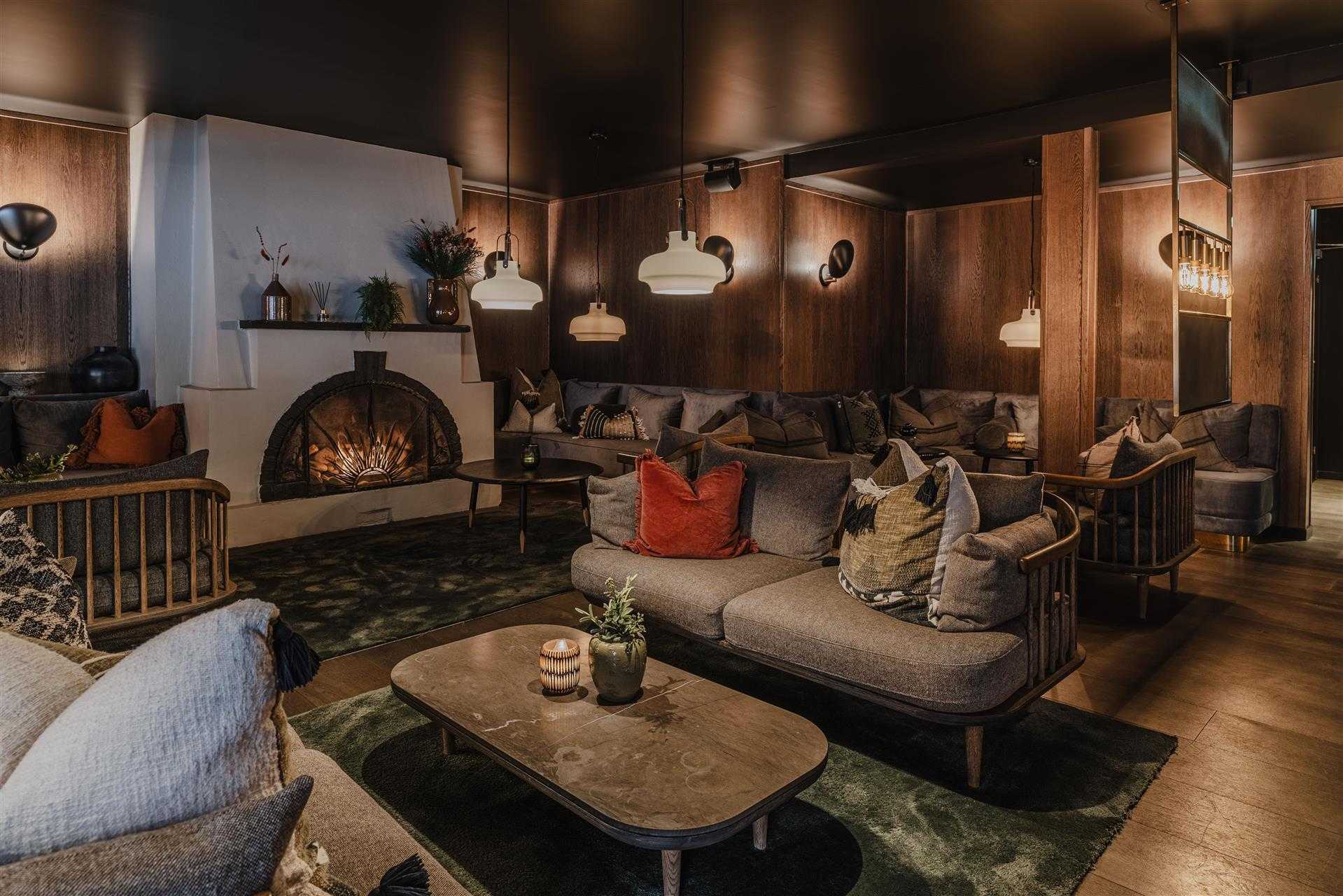 Funken Lodge в Longyearbyen, Svalbard, NO