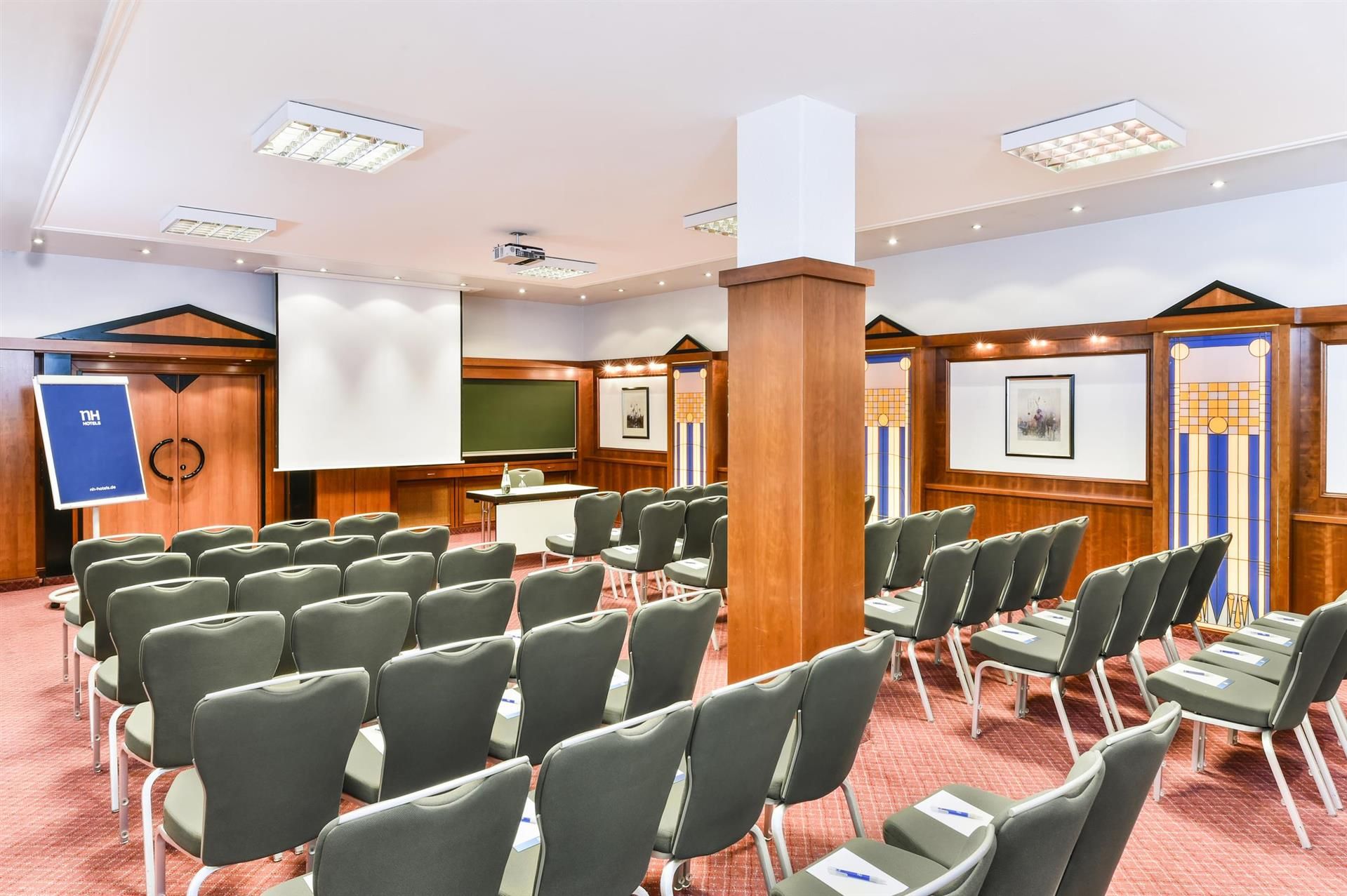 รูปสถานที่จัดงาน