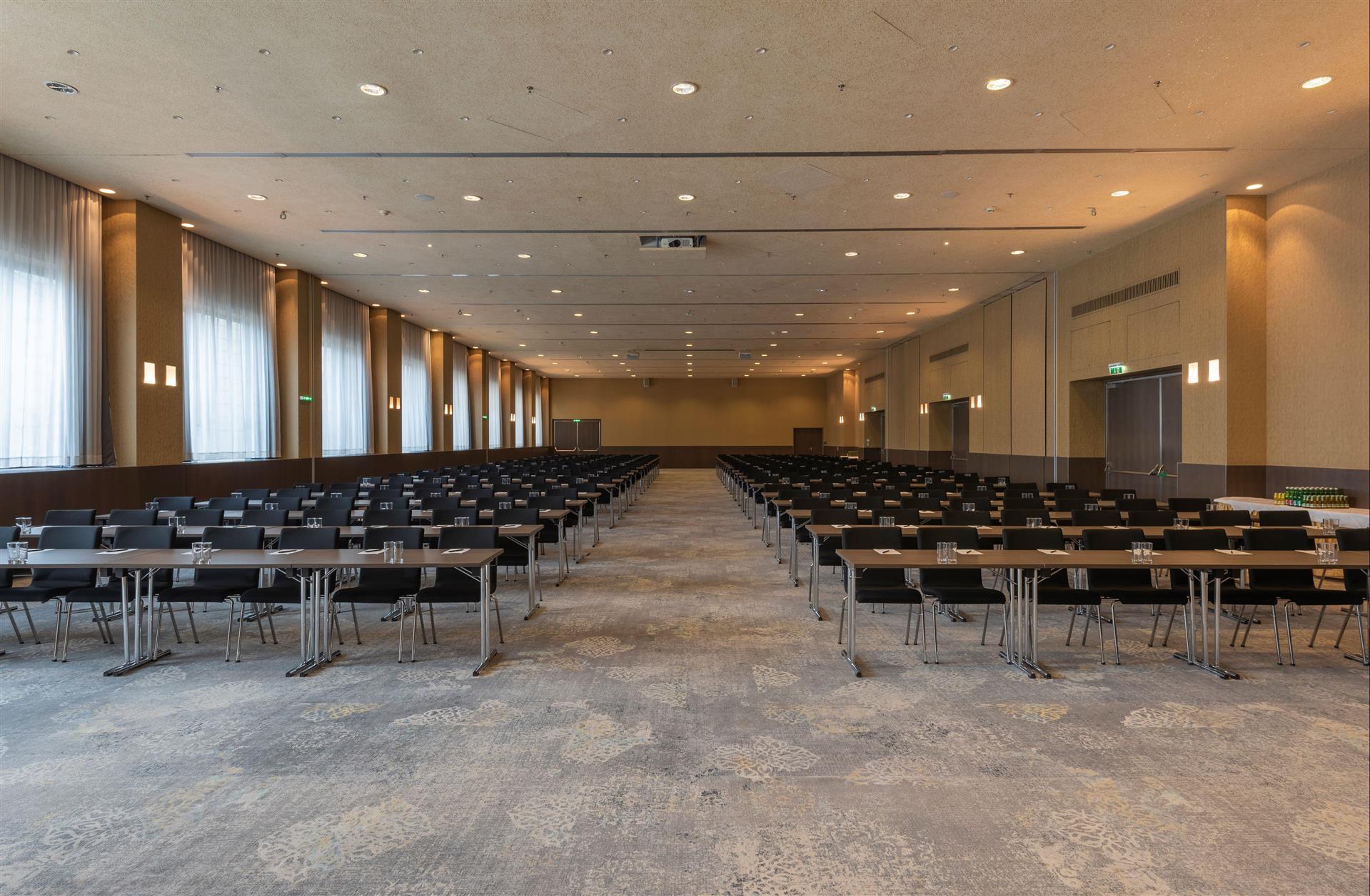 Изображение помещения для встречи