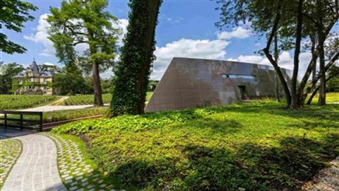 Chateau Les Carmes Haut-Brion