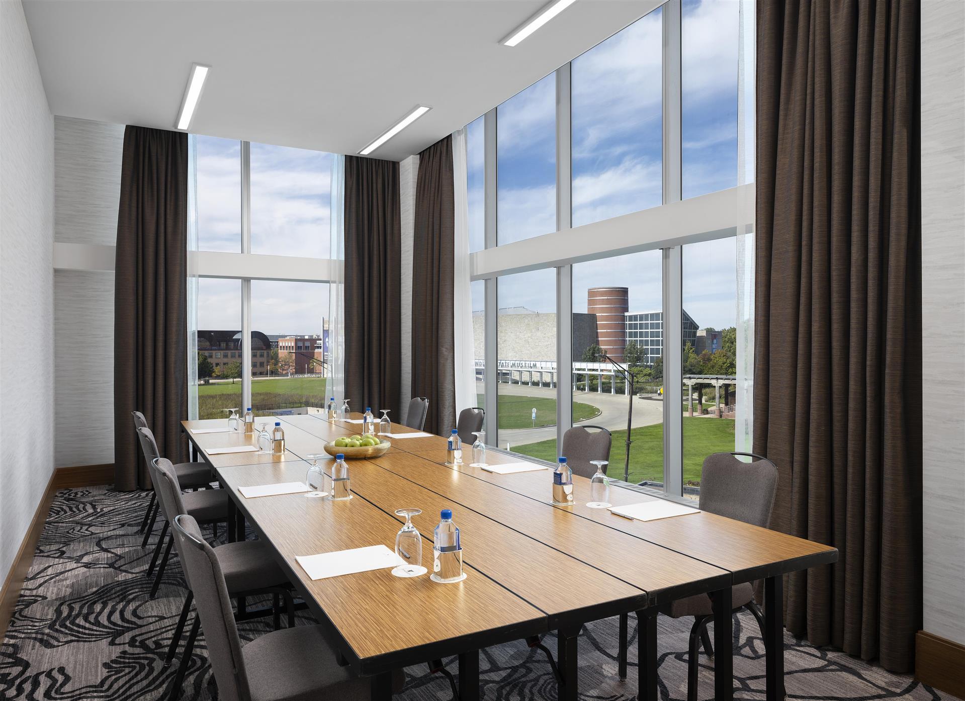 Изображение помещения для встречи