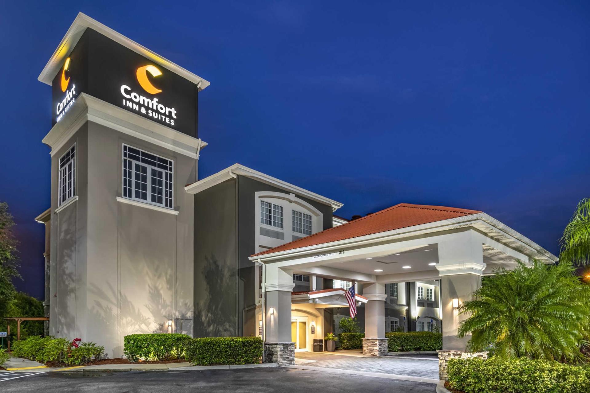 Comfort Inn & Suites - Port Charlotte image