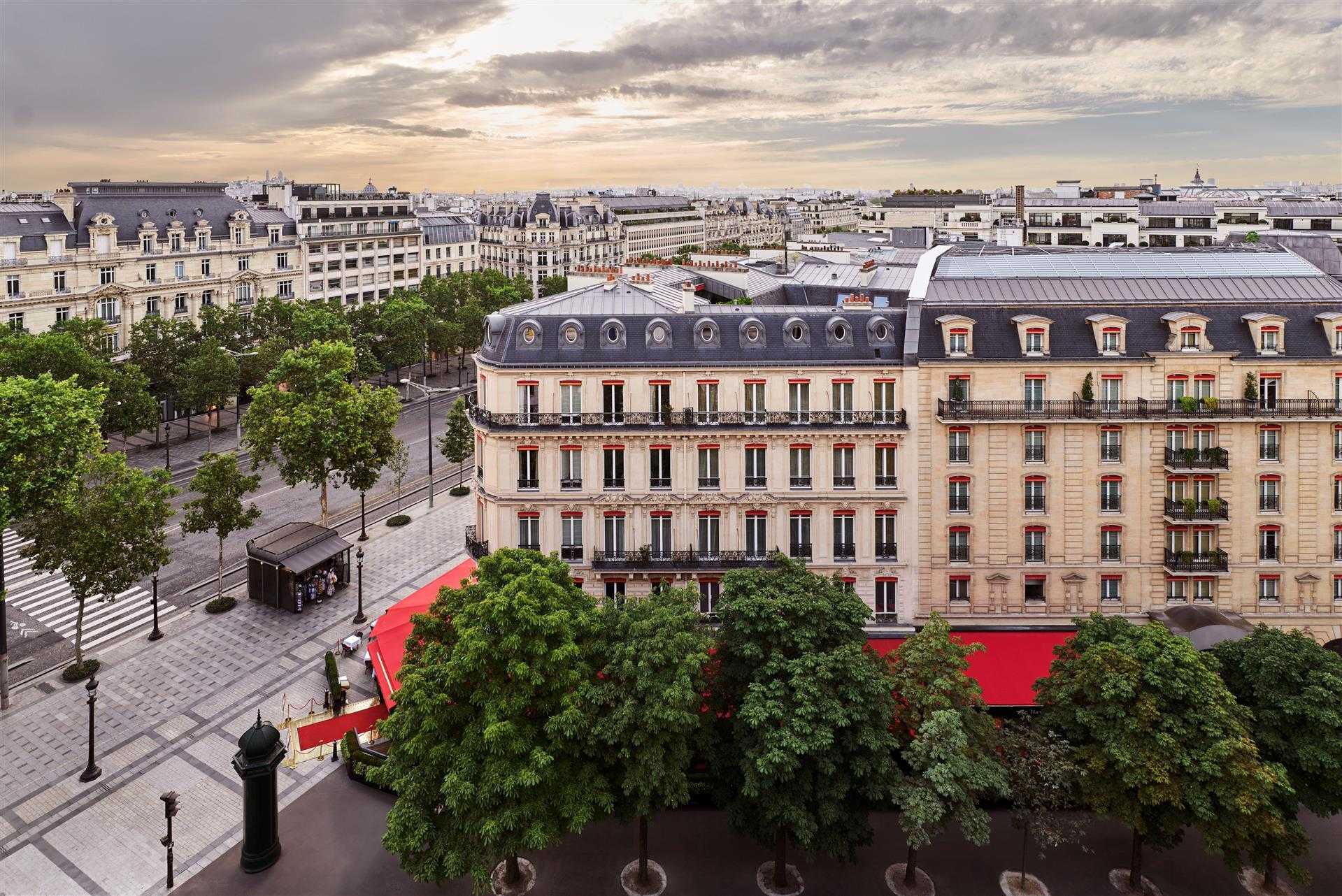 Hotel Barriere Fouquet’s Paris i Paris, FR
