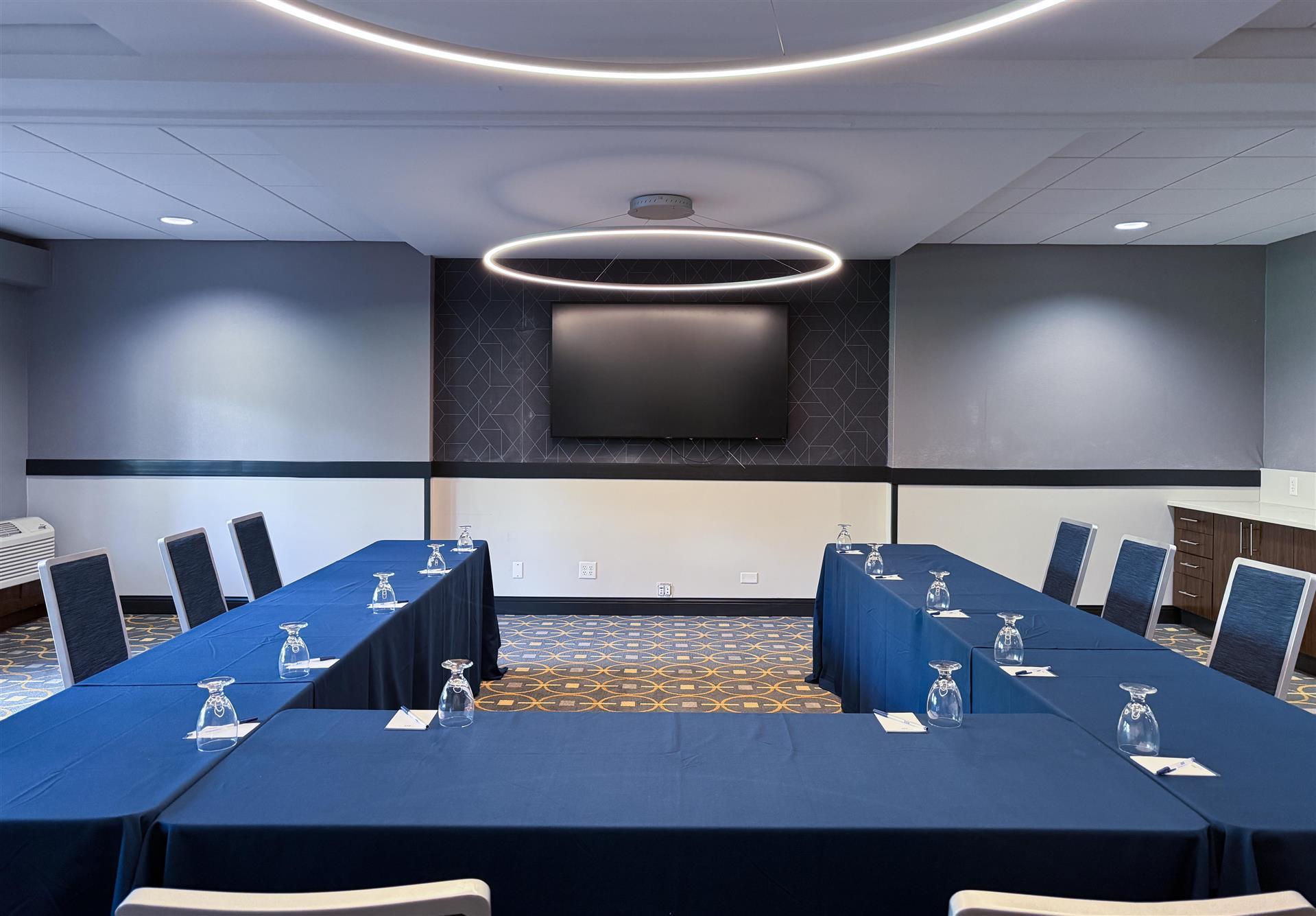 Изображение помещения для встречи