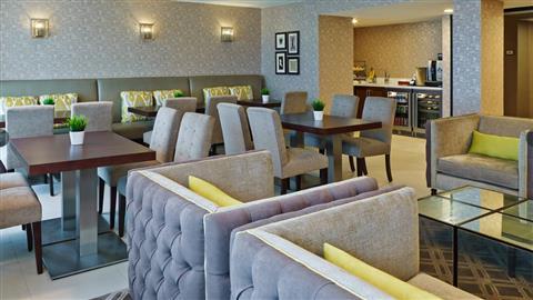 Sheraton Detroit Novi Hotel в Novi, MI