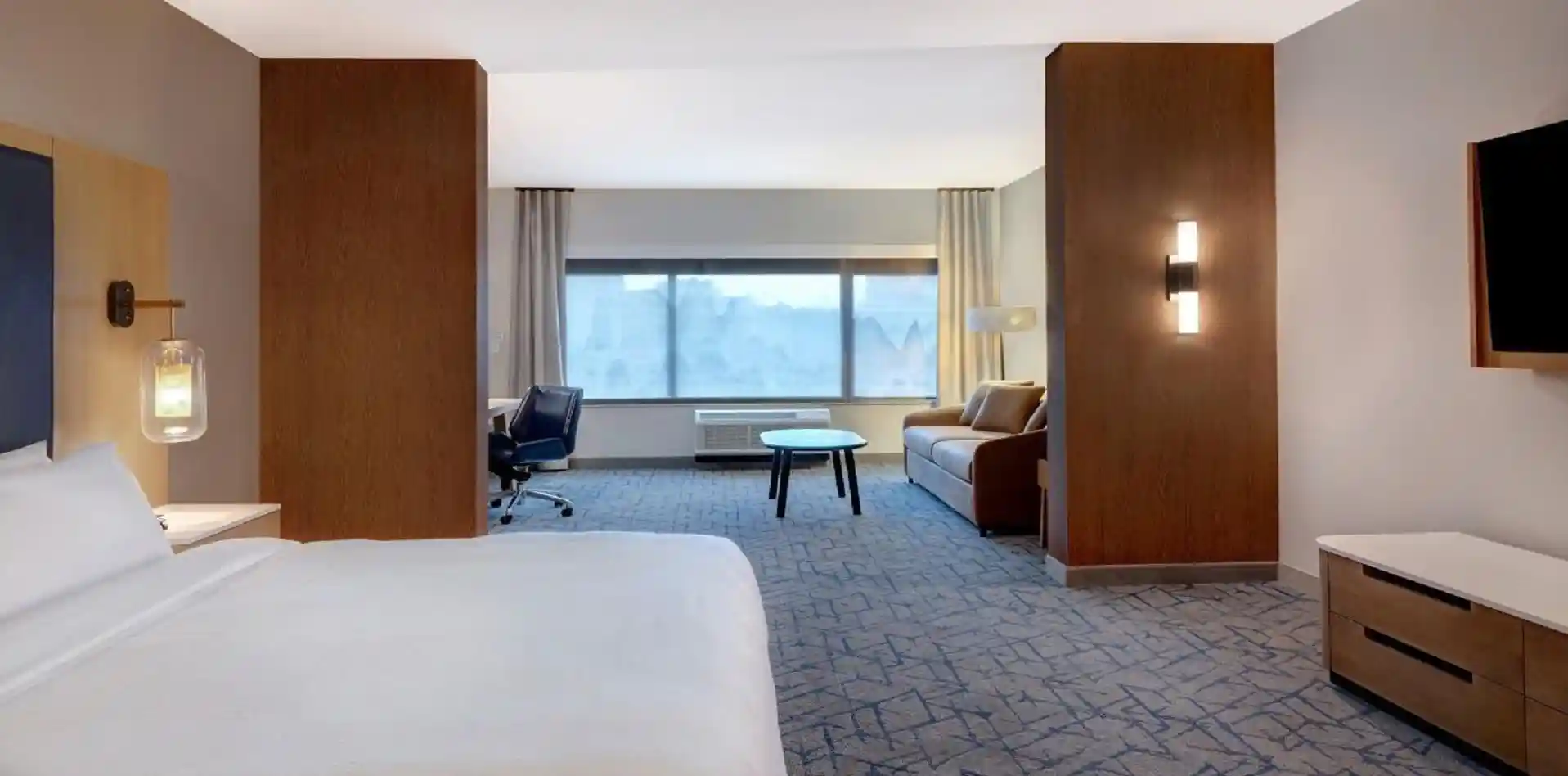 Fairfield by Marriott Inn & Suites Minneapolis Downtown, Minneapolis, MN