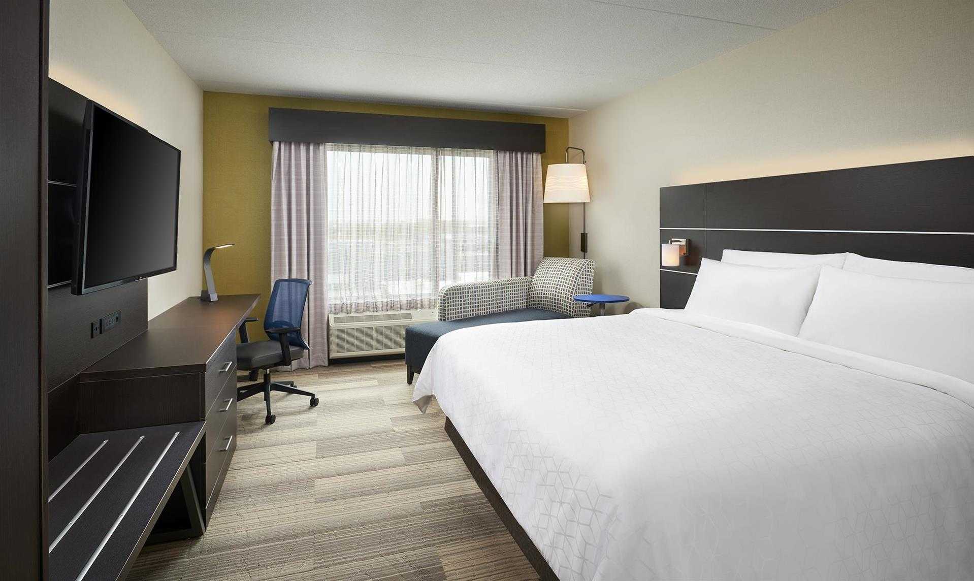 Holiday Inn Express & Suites Windsor East – Lakeshore, by IHG a Riva del lago, ON