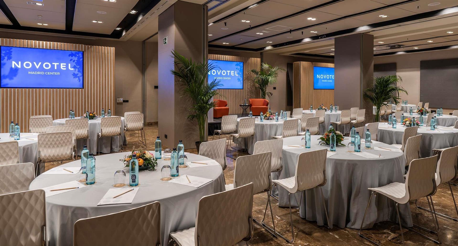 Изображение помещения для встречи