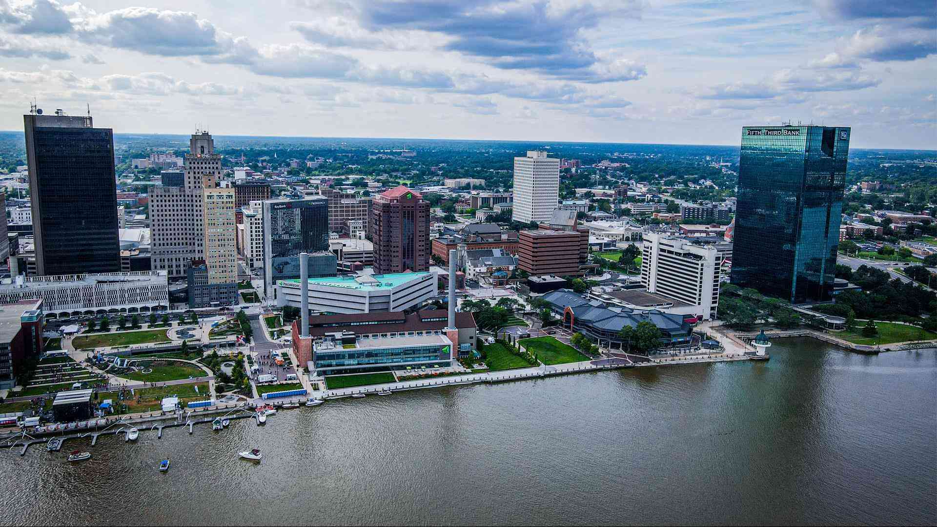 Destination Toledo a Toledo, OH