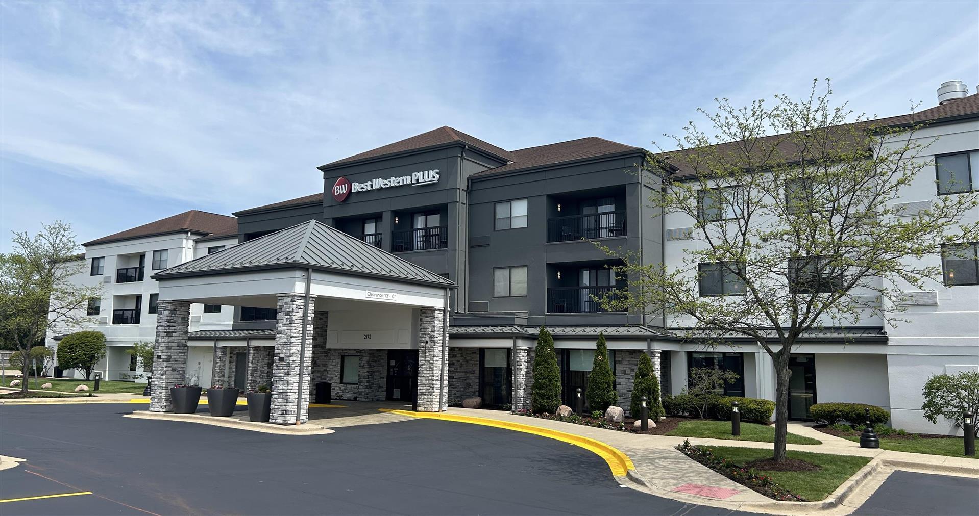 Best Western Plus Elgin - Chicago image