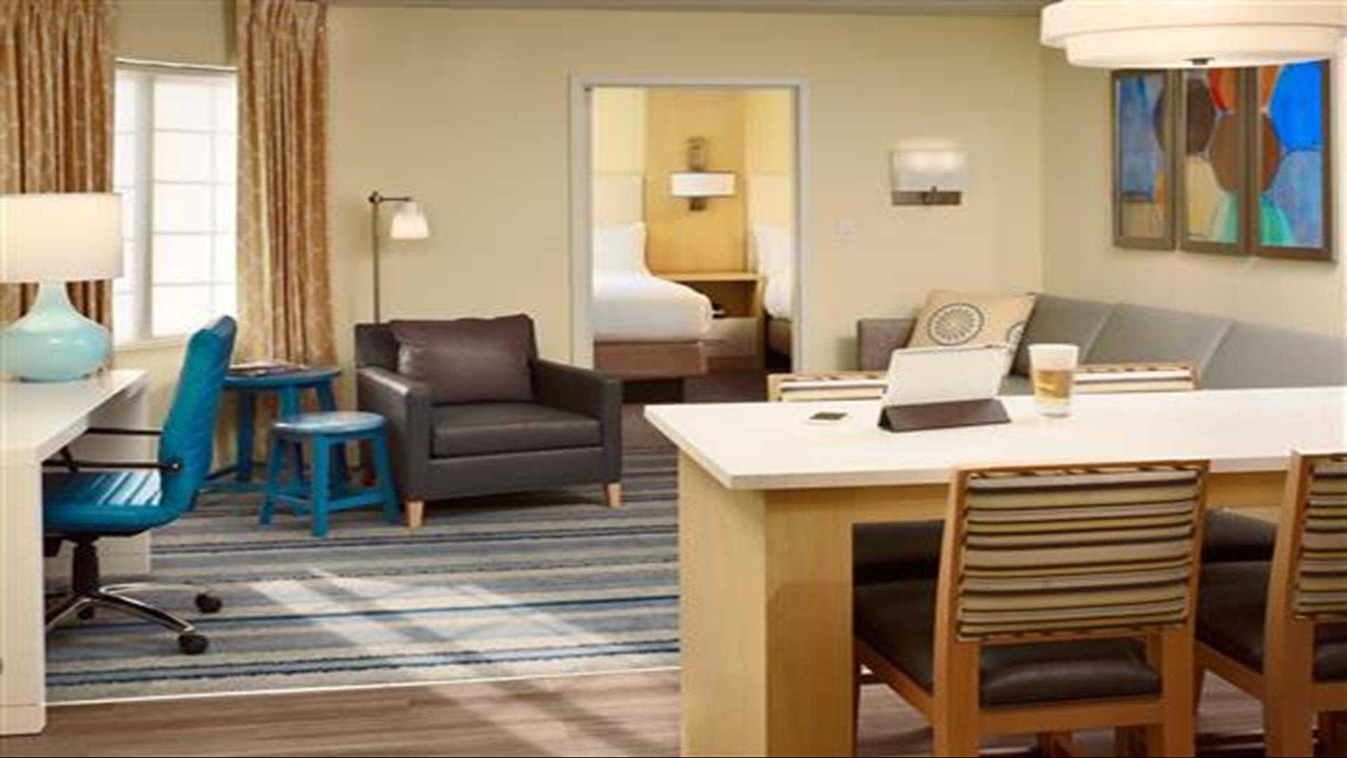 Staybridge Suites Burlington-Boston в Уобёрн, MA