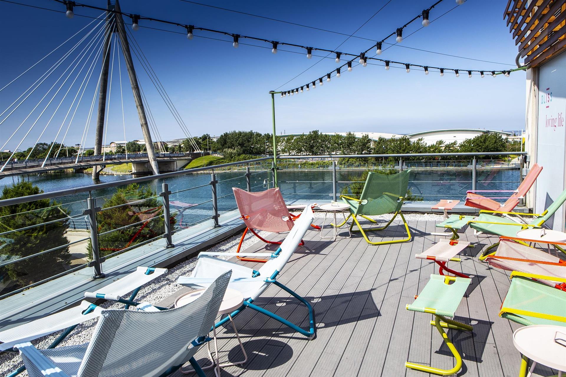 Waterfront Southport Hotel image