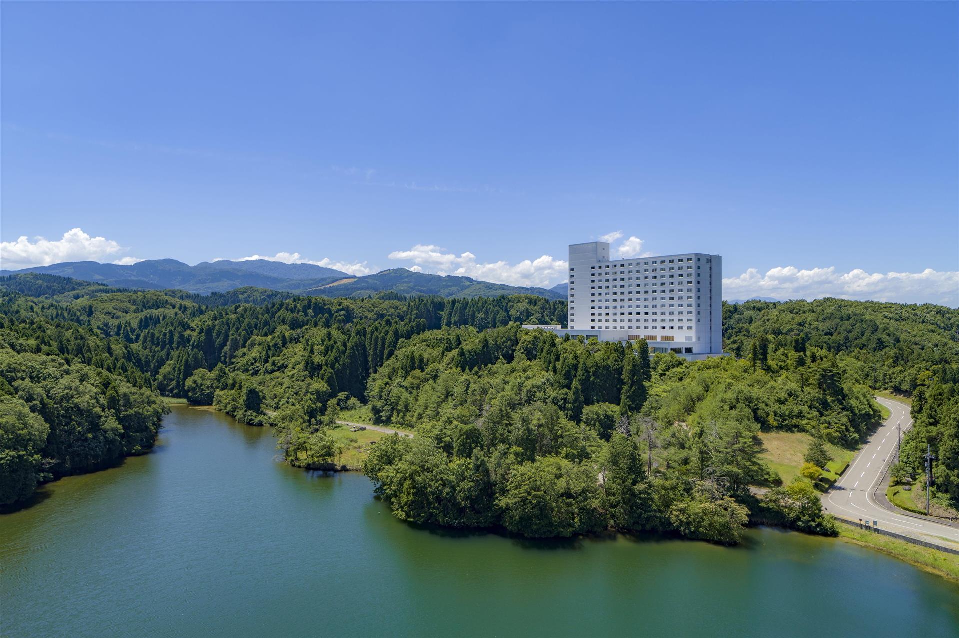 Mercure Toyama Tonami Resort & Spa image