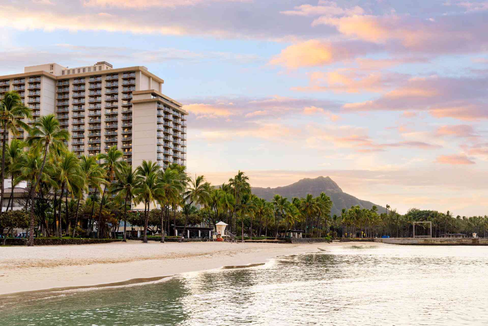 The Twin Fin en Honolulú, HI