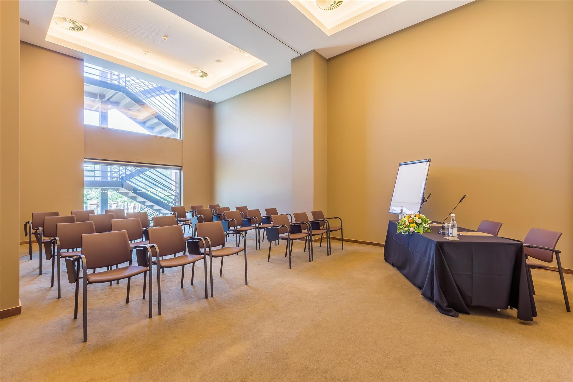 Imagen de la sala de reuniones