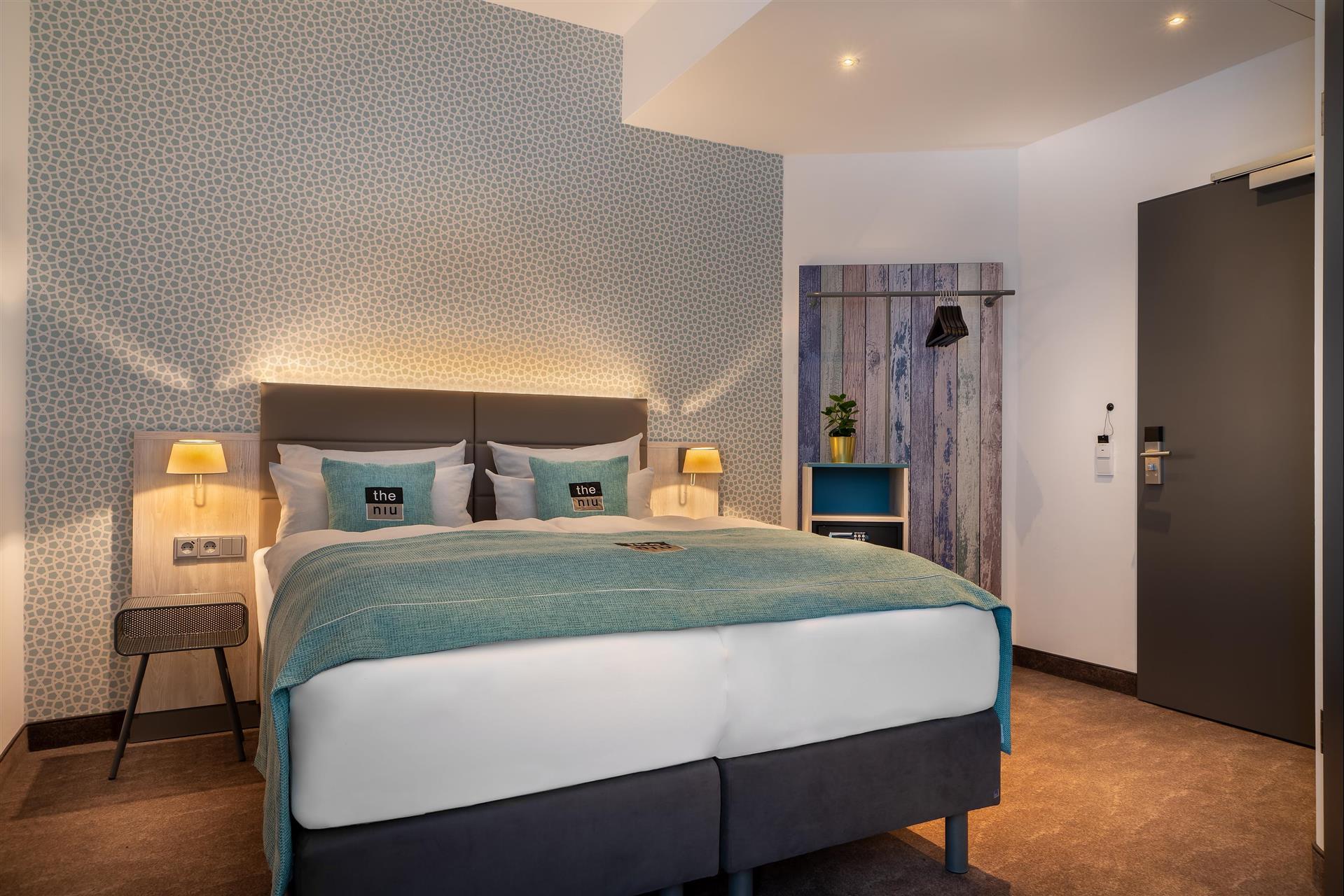 Holiday Inn - the niu, Rig Luebeck image