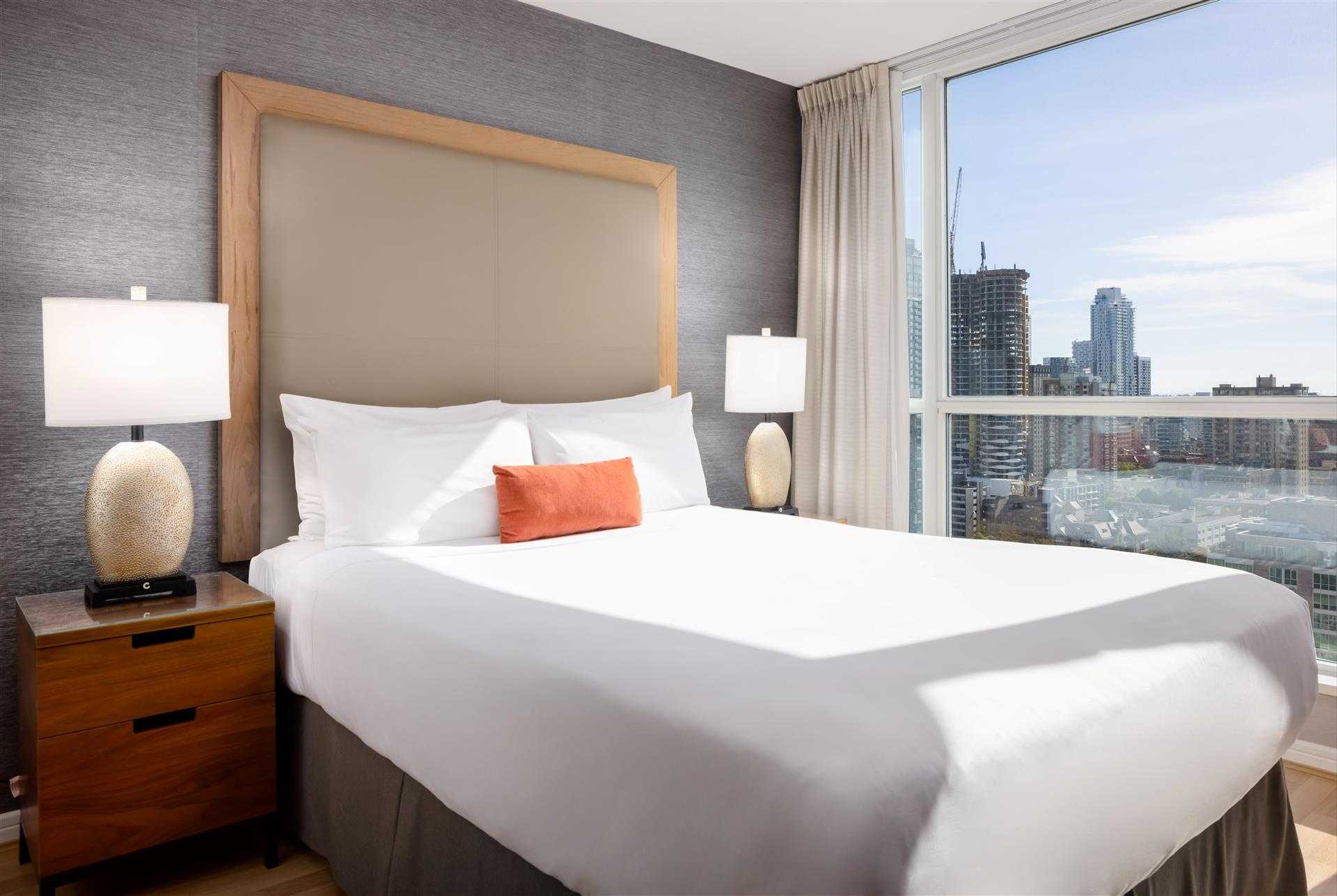 Carmana Hotel & Suites a Vancouver, BC