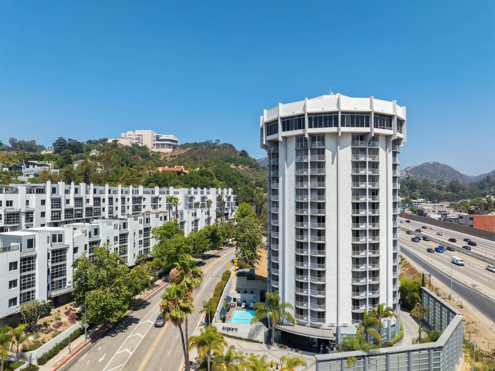 Hotel Angeleno image