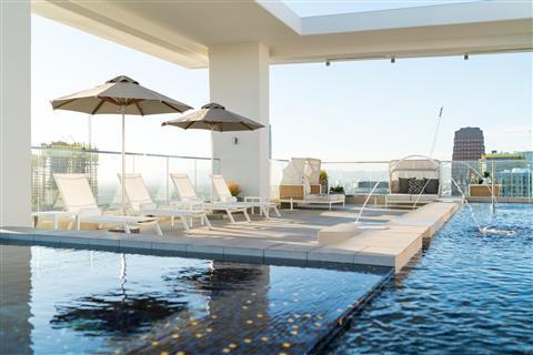 Level Los Angeles - Downtown South Olive i Los Angeles, CA