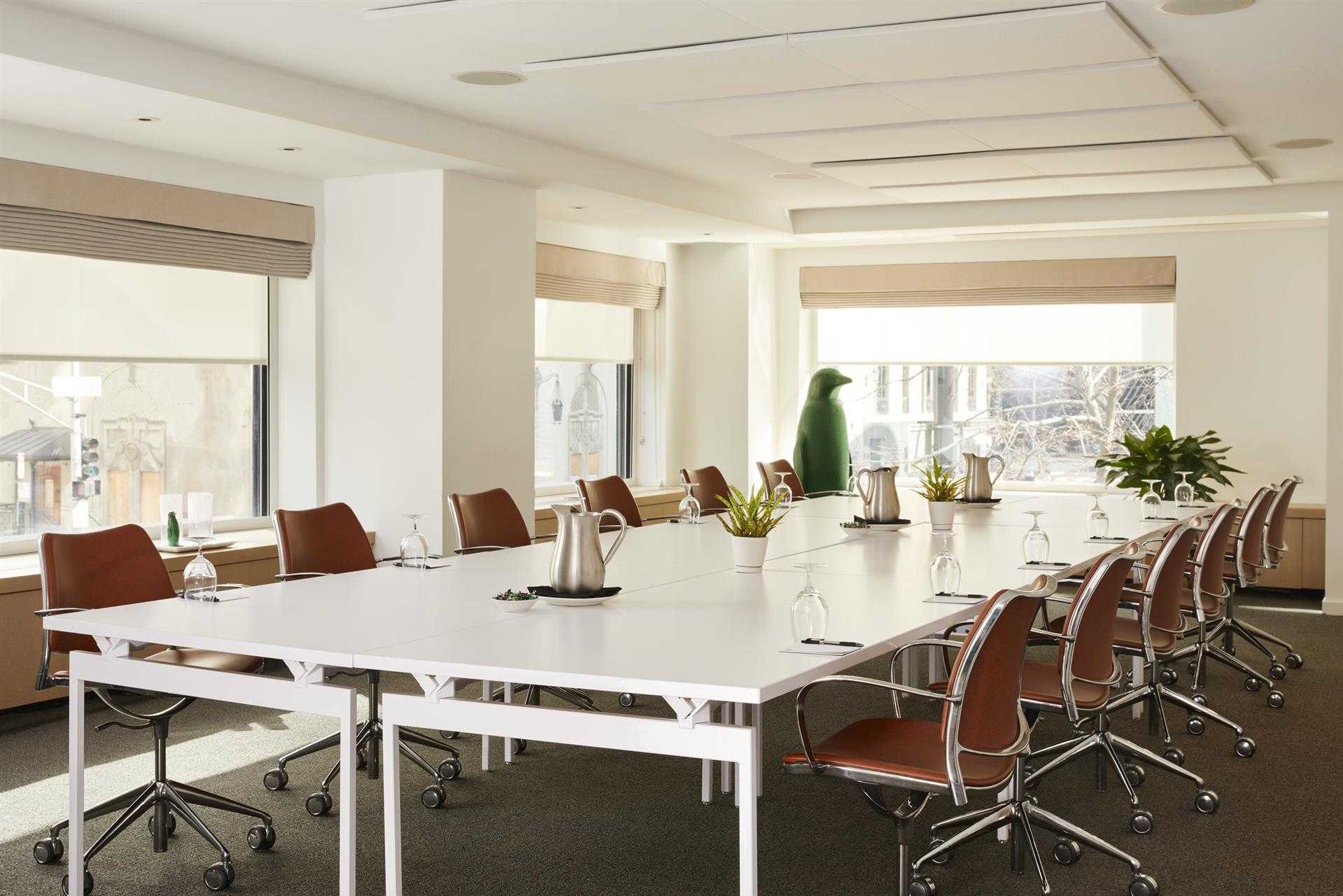 Hotel 55 Chicago Downtown in Chicago, IL