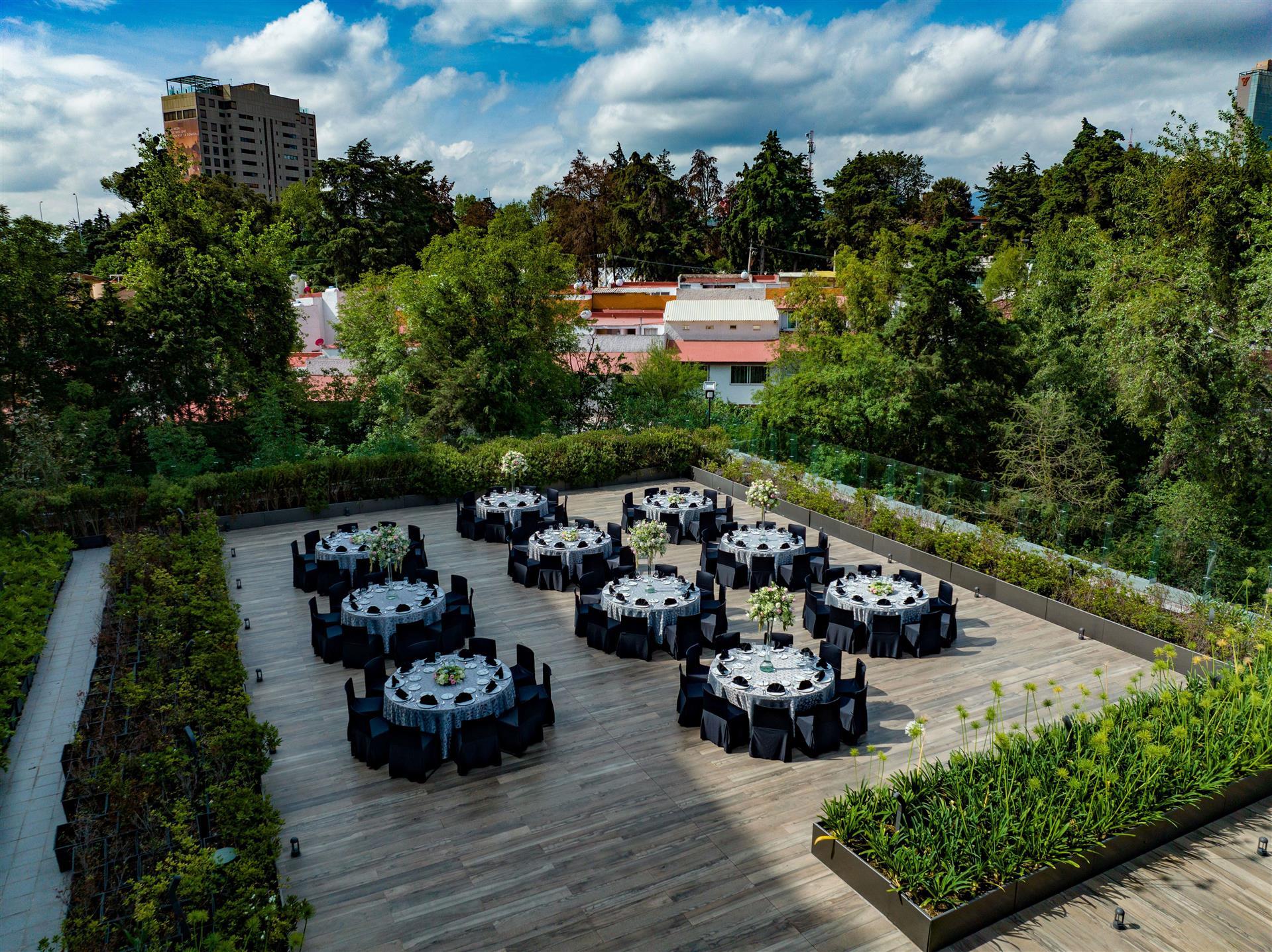 Galeria Plaza San Jeronimo image