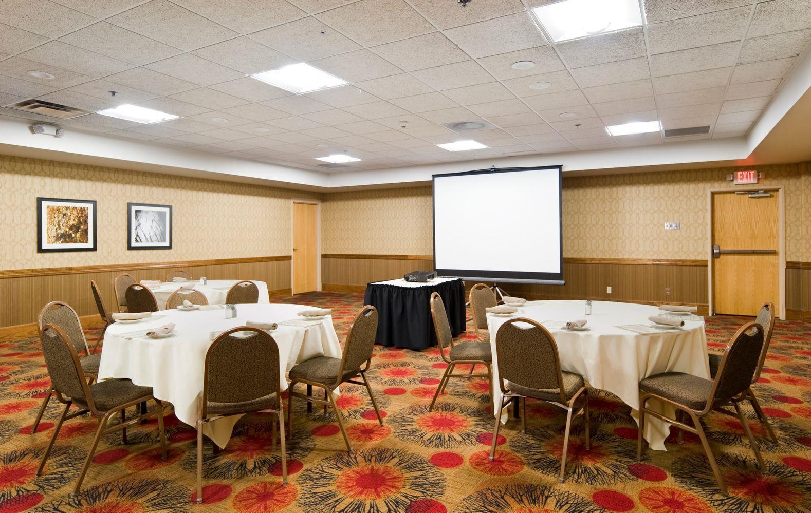 Изображение помещения для встречи