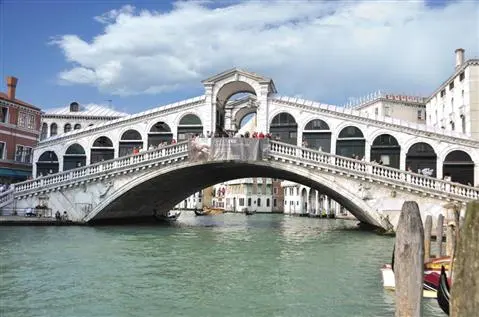 Rialto Bridge