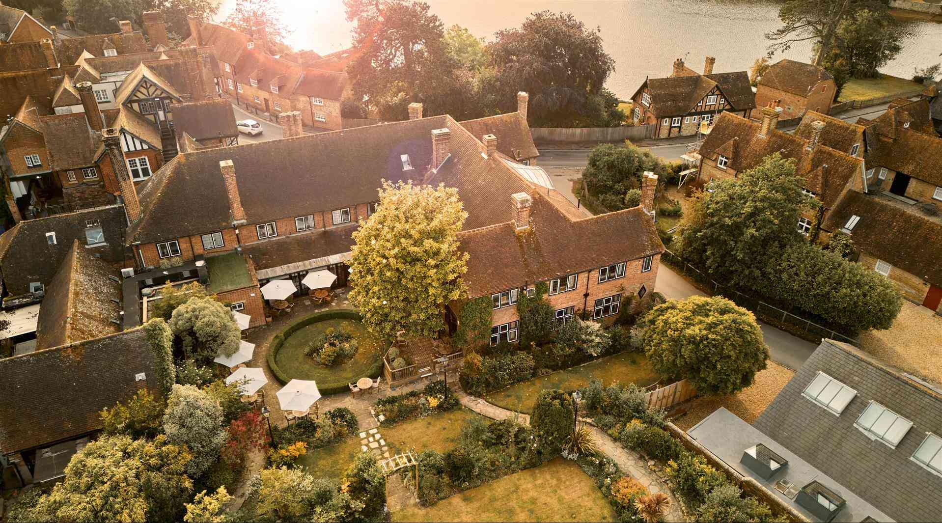 The Montagu Arms Hotel en Brockenhurst, GB1