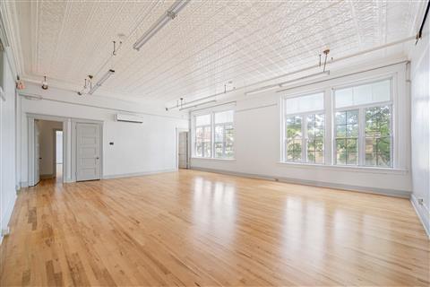 Hotel Kinsley in Kingston, NY