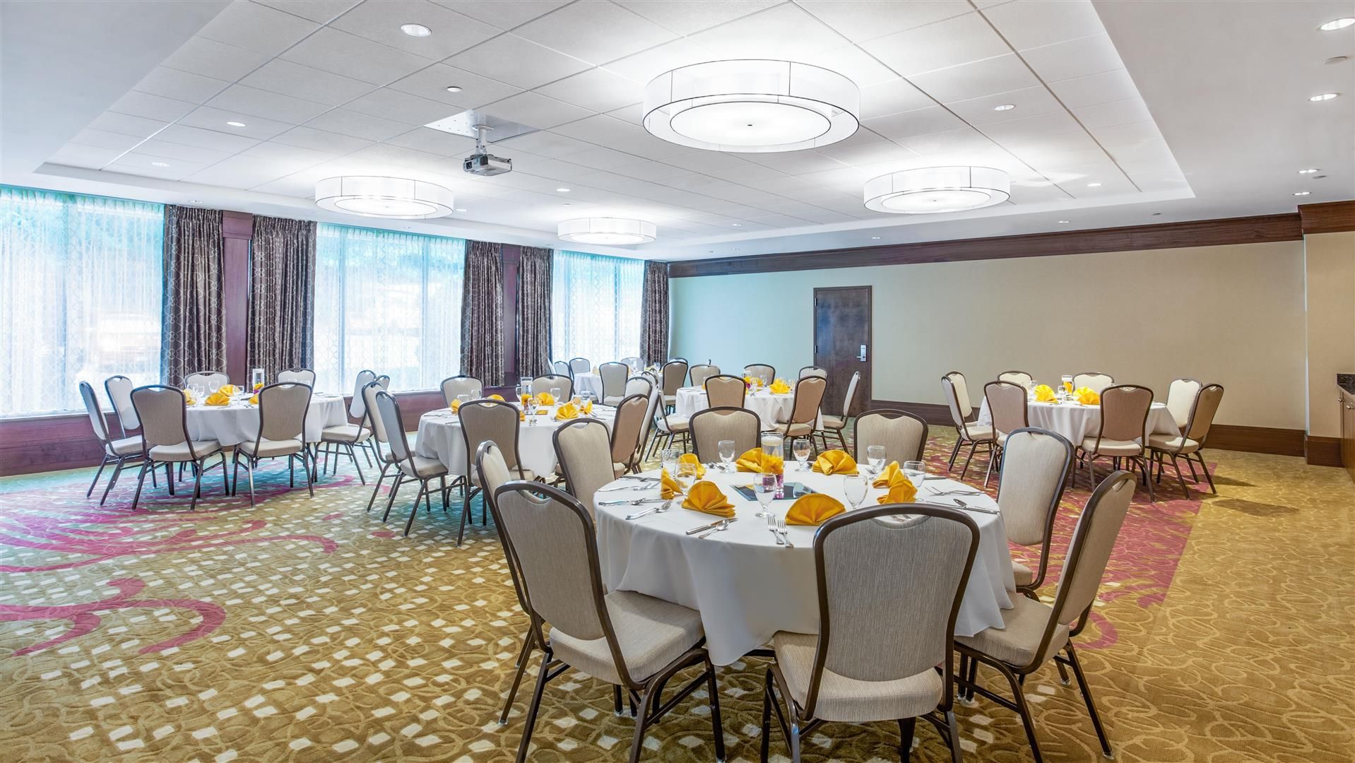 รูปสถานที่จัดงาน