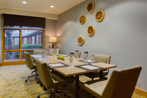 Cedarbrook Lodge, Seattle, WA