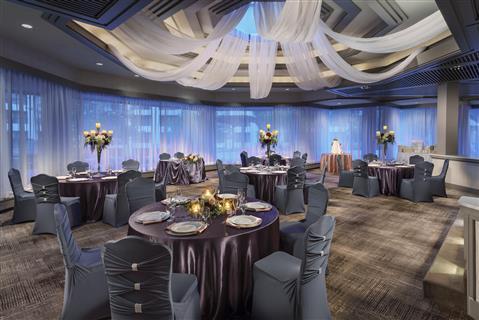 DoubleTree by Hilton Hotel Colorado Springs a Colorado Springs, CO