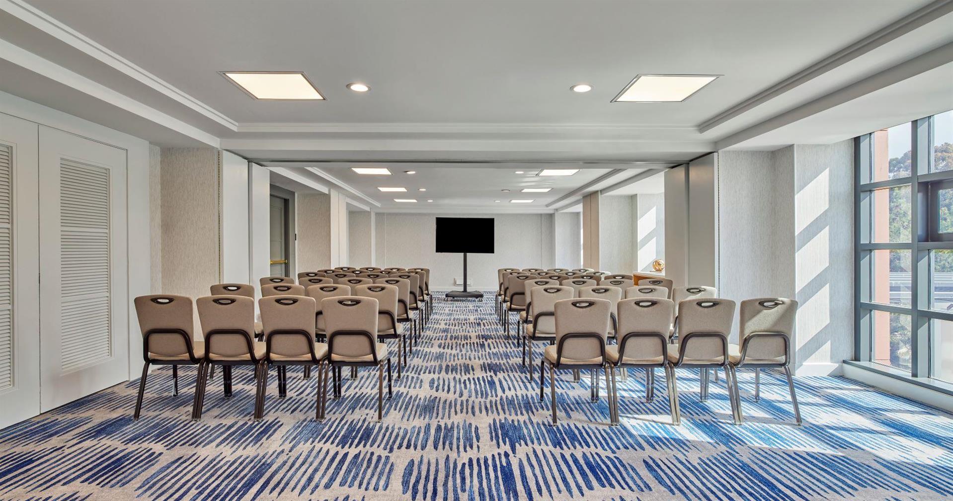 Изображение помещения для встречи