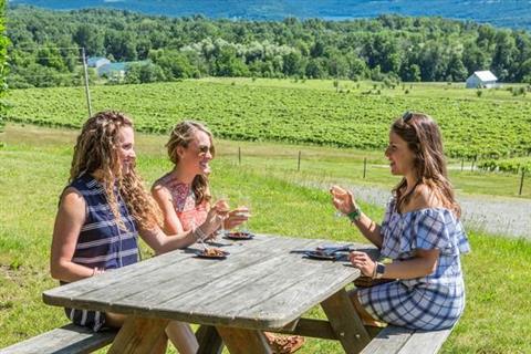 Heron Hill Tasting Room