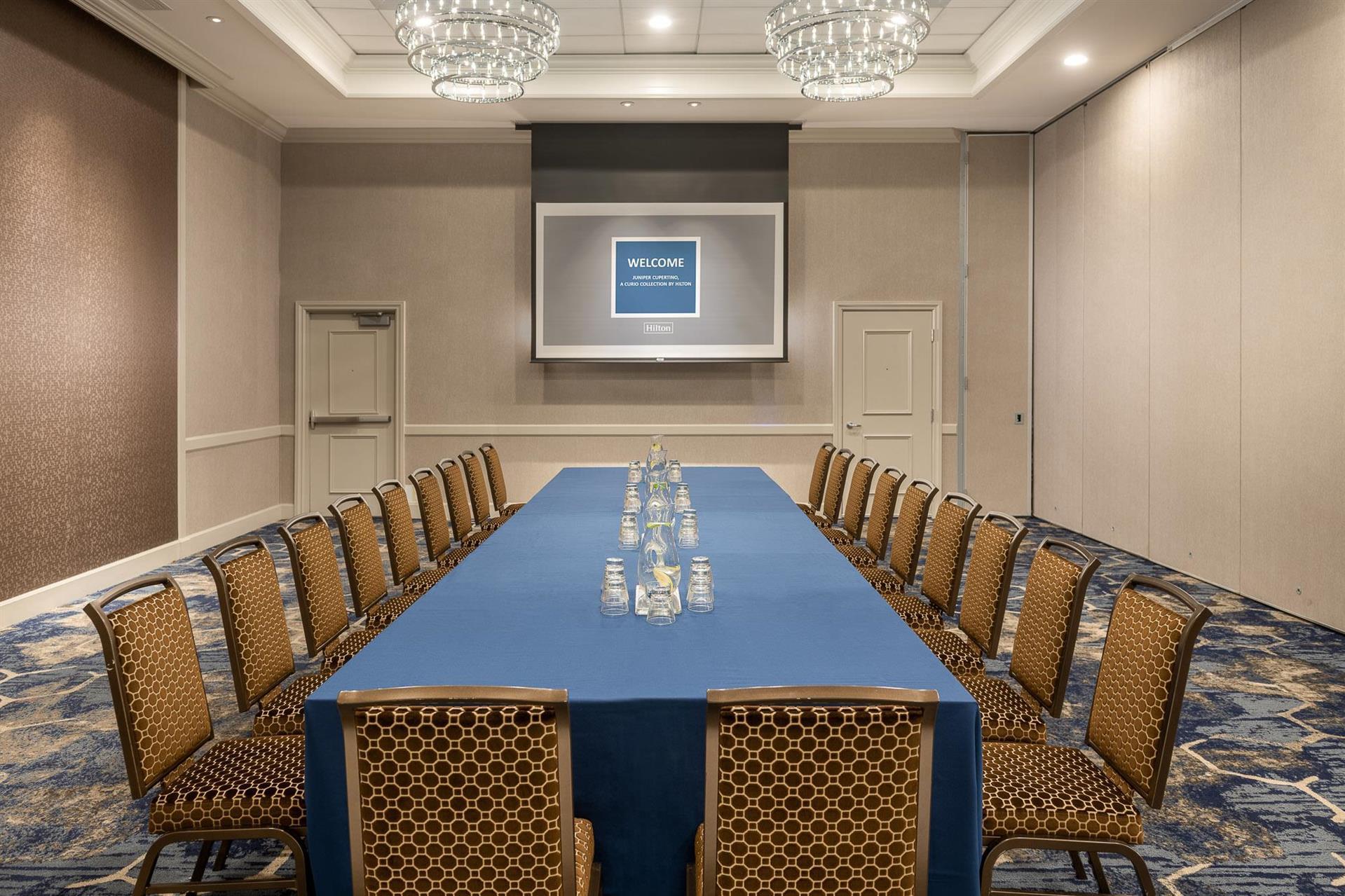 Изображение помещения для встречи