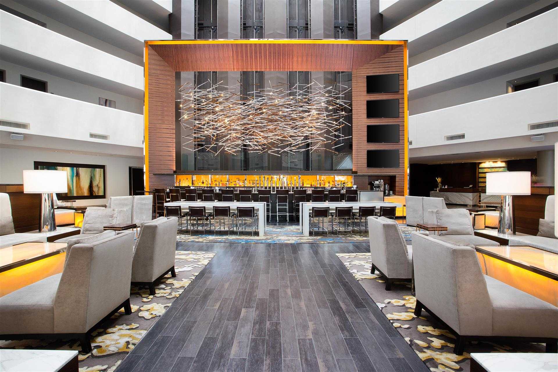 Hilton McLean Tysons Corner в McLean, VA