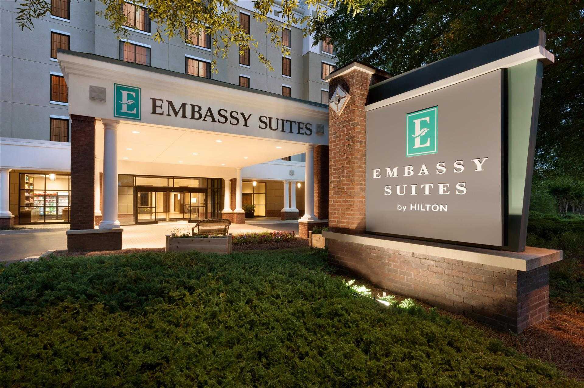 Embassy Suites by Hilton Atlanta Alpharetta i Alpharetta, GA