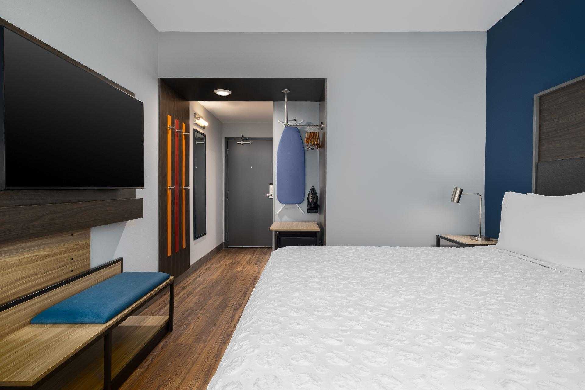 Tru by Hilton Phoenix Midtown in Phoenix, AZ