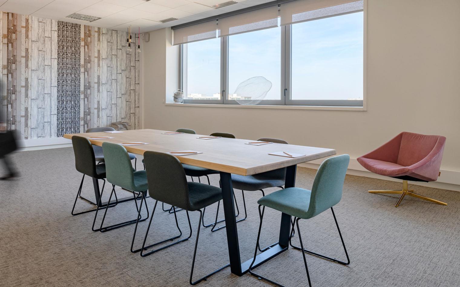 Изображение помещения для встречи