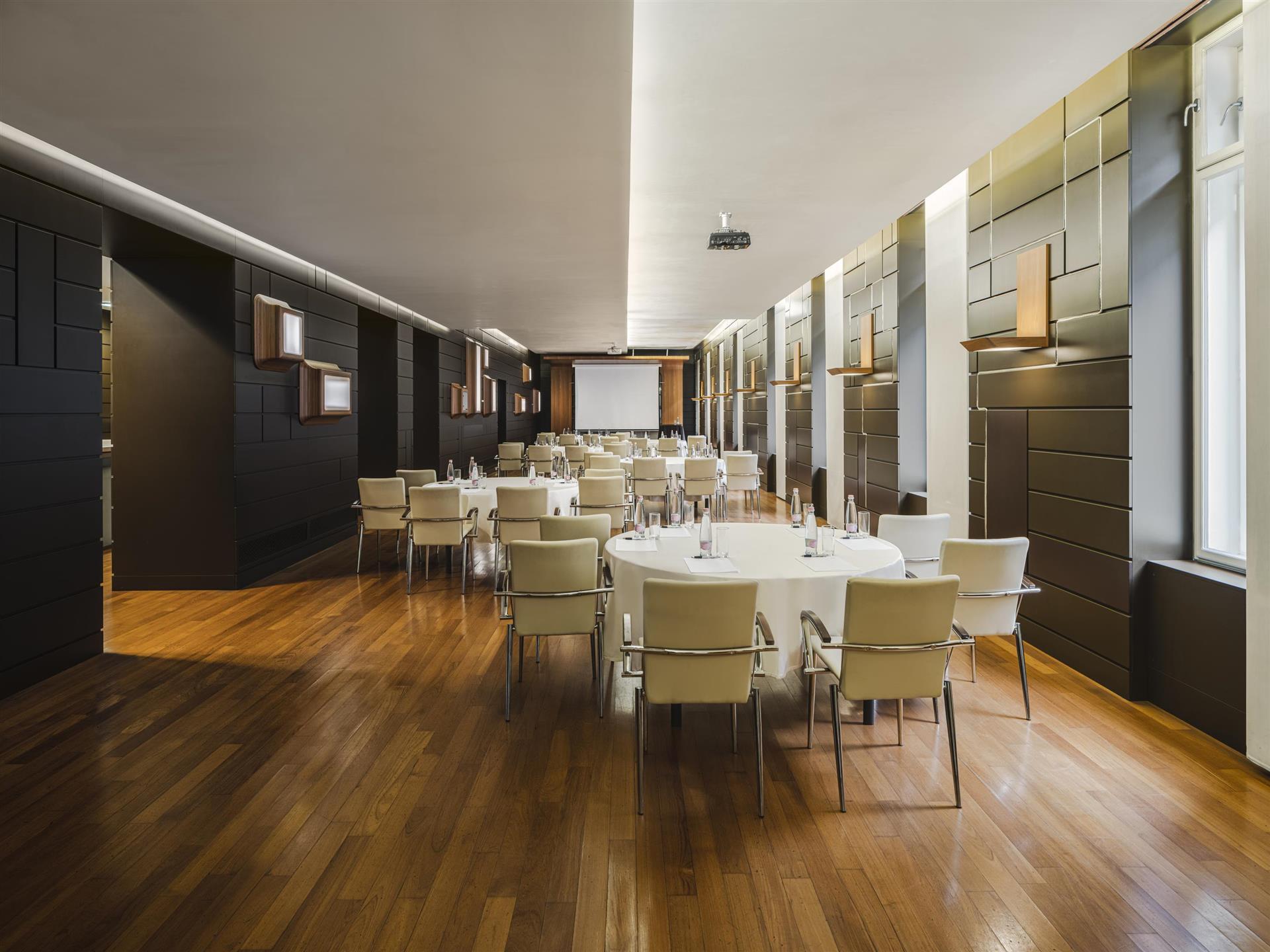 Immagine sala riunioni